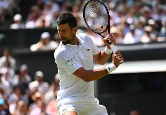 费德勒连续十场比赛得分超过持续失利，公牛不断突破！上演精彩一战的简单介绍-hth体育官网入口